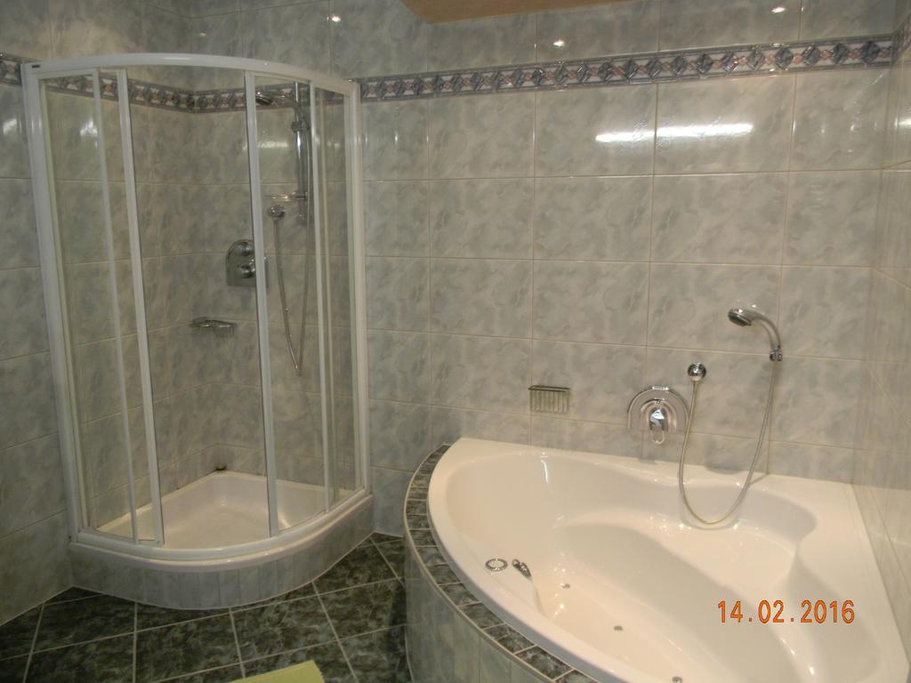Ferienwohnung Gasser ヴェンス エクステリア 写真